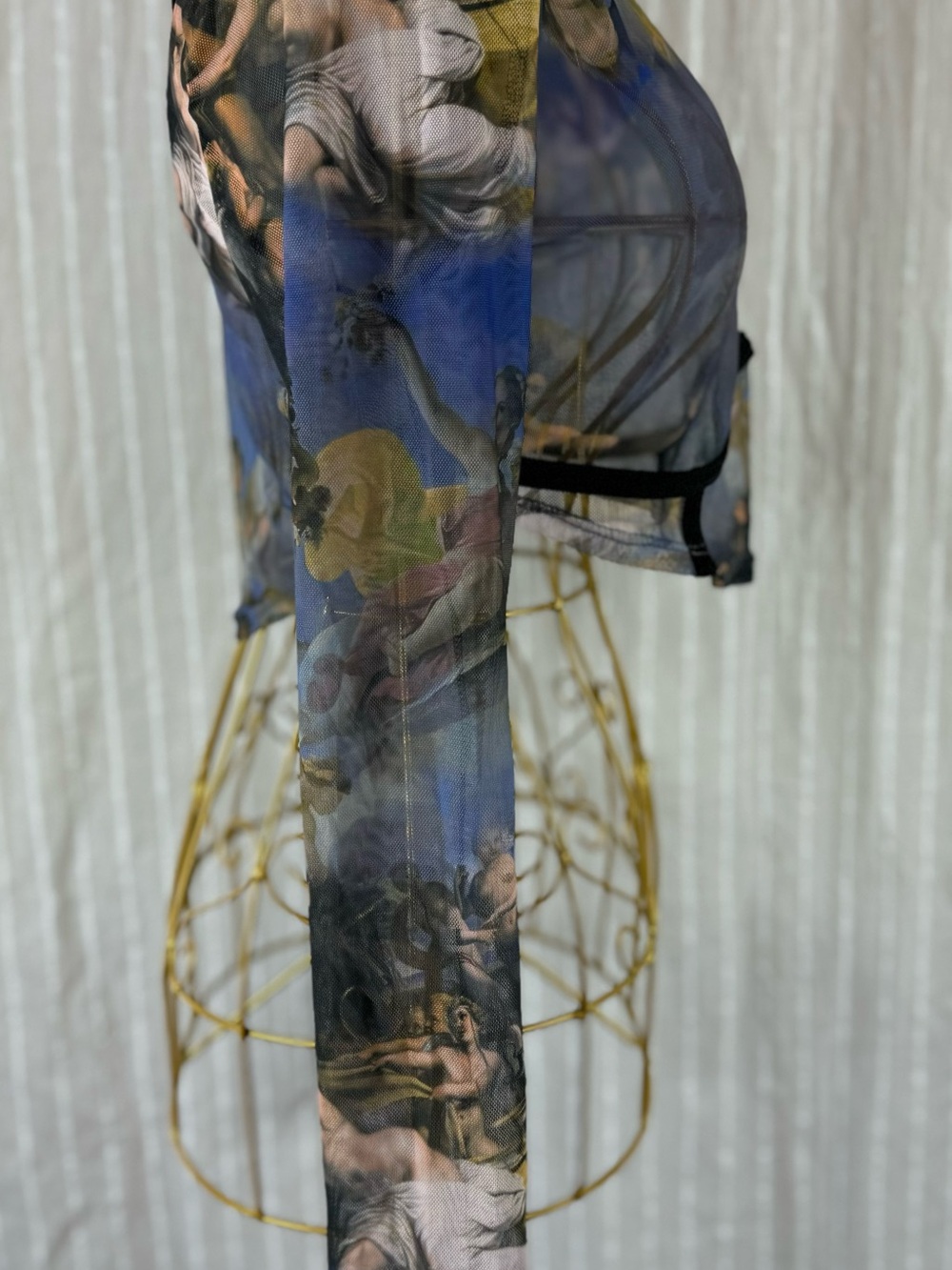 Fashion Nova Renaissance Print Sheer Crop-Top in Size Medium - Picture 6 of 13